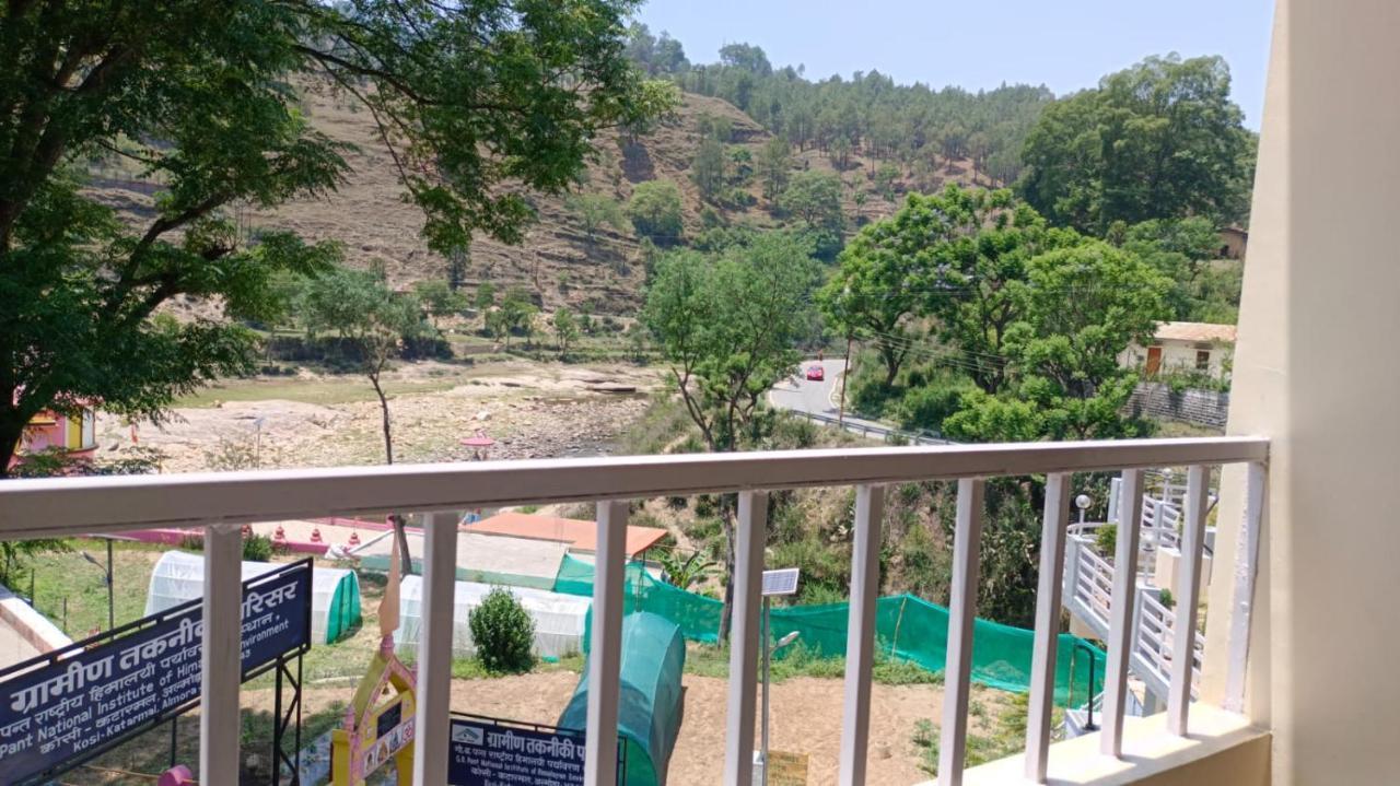 Shivalik River Retreat Алмора Екстер'єр фото