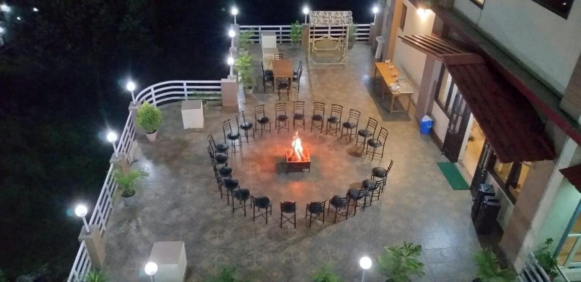 Shivalik River Retreat Алмора Екстер'єр фото