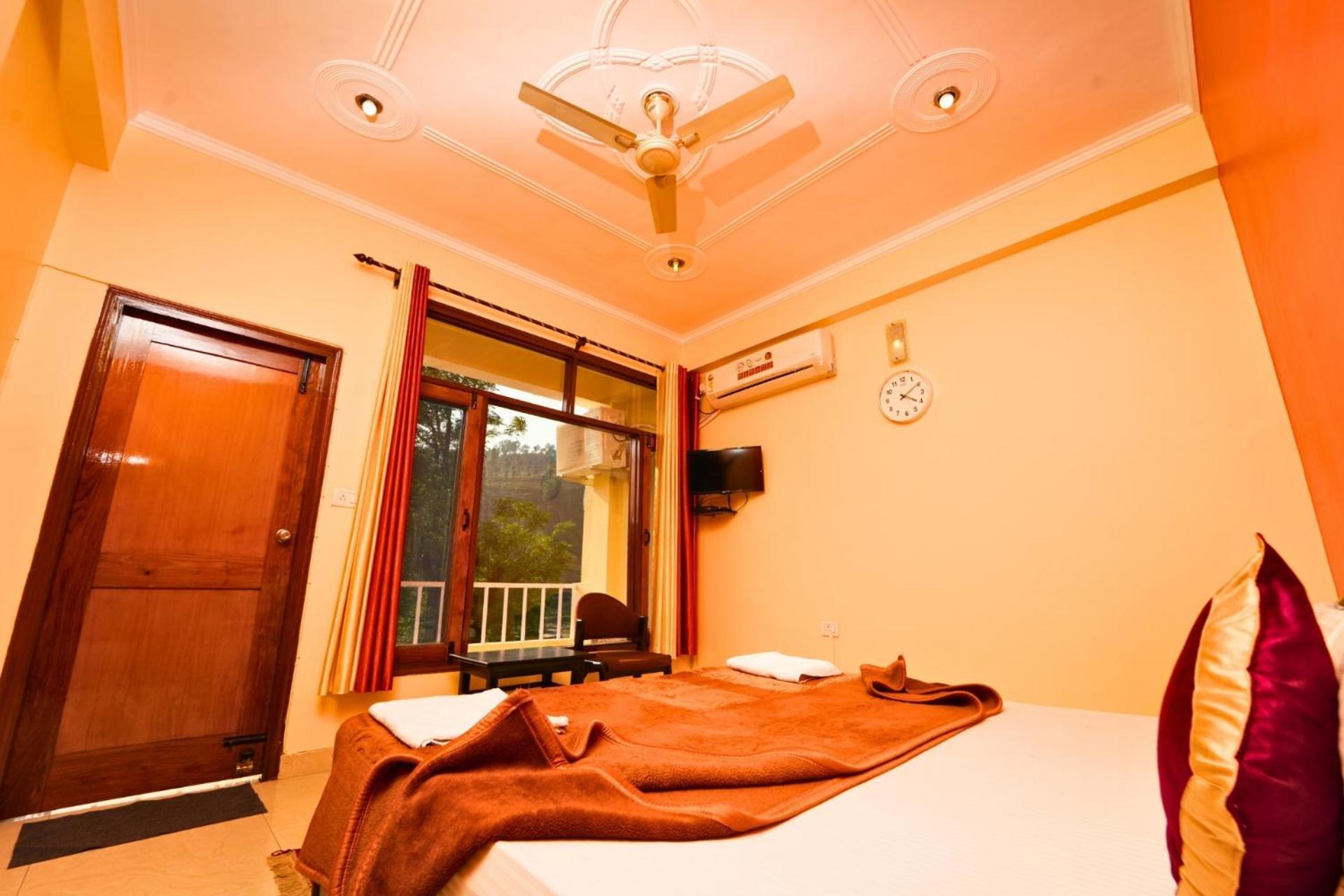 Shivalik River Retreat Алмора Екстер'єр фото